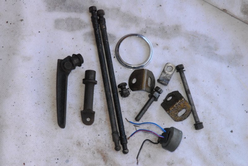 assortedsmallparts.jpg