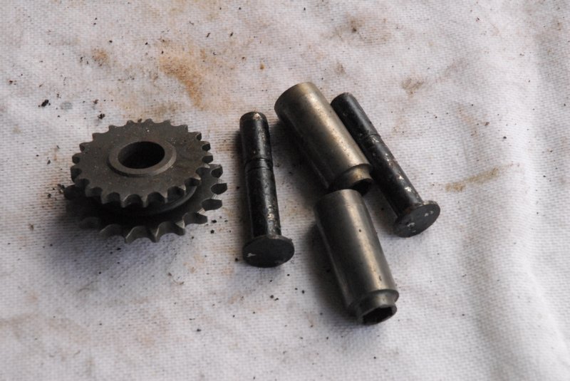 crankshaftprimarydrivesprocketandanewsetofcamfollowersandbushes.jpg