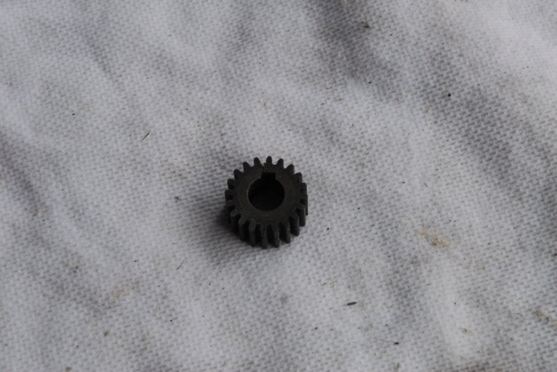 crankshafttimingpinion.jpg