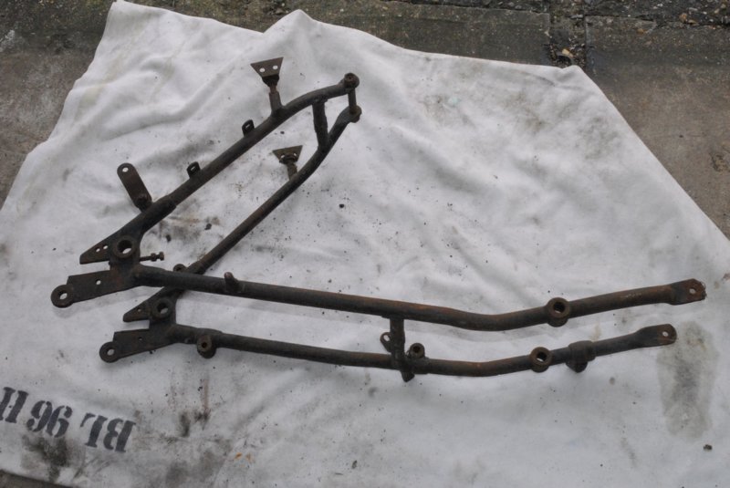 rearframeloopfora1949rigidframe.jpg