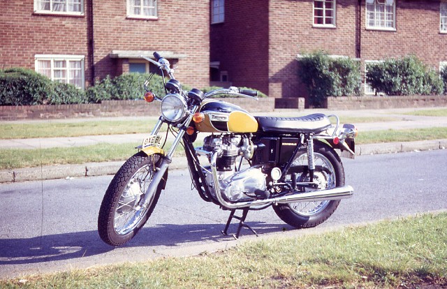 Bonneville T120R